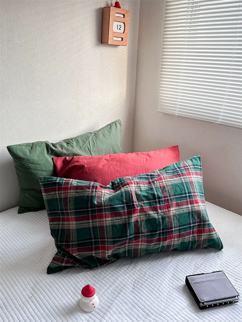 Plaid Christmas Pillowcase