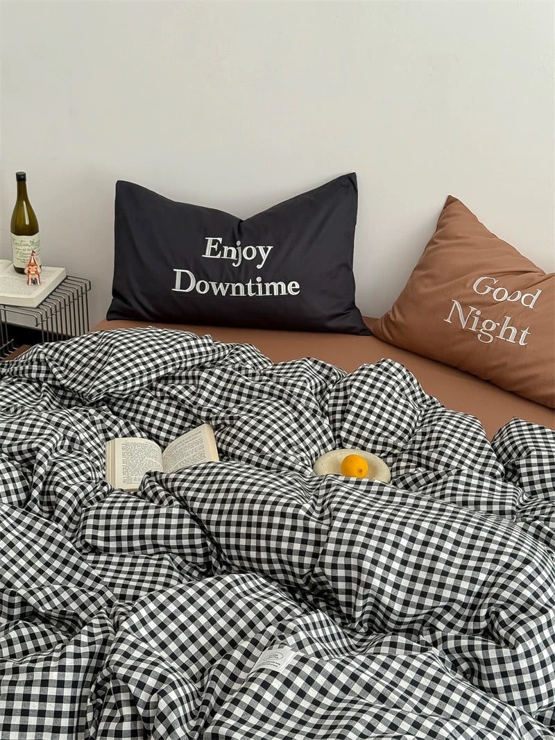 Black & Brown Preppy Gingham Bedding Set
