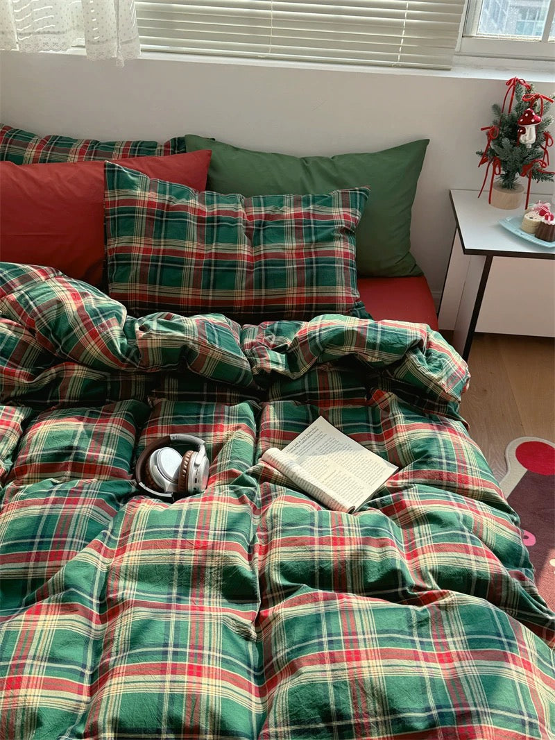 Dark Academia Aesthetic Green Plaid Bedding Set