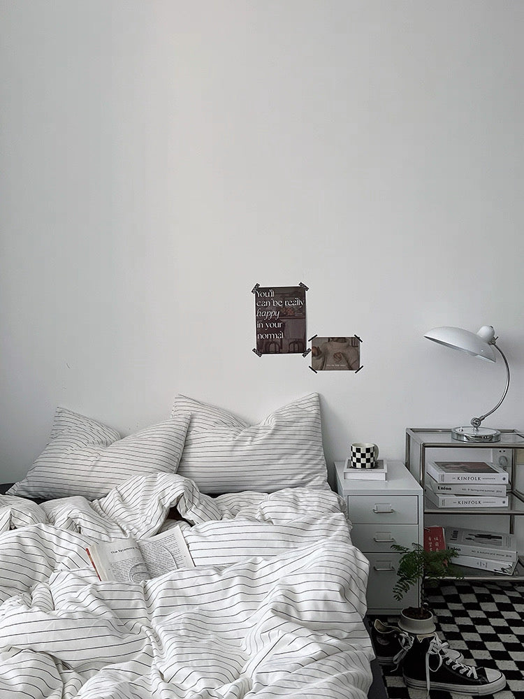 White & Black Striped Bedding Set