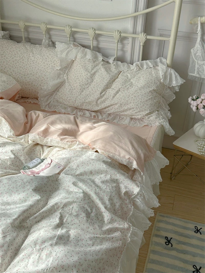 Coquette Ditsy Floral Duvet Cover Set