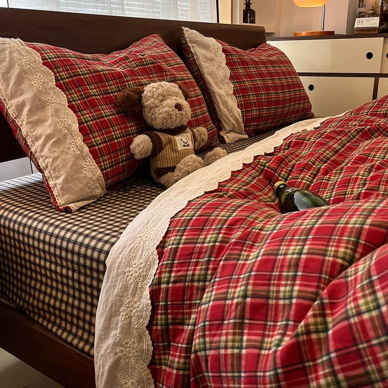 Cottagecore Red Plaid Bedding Set