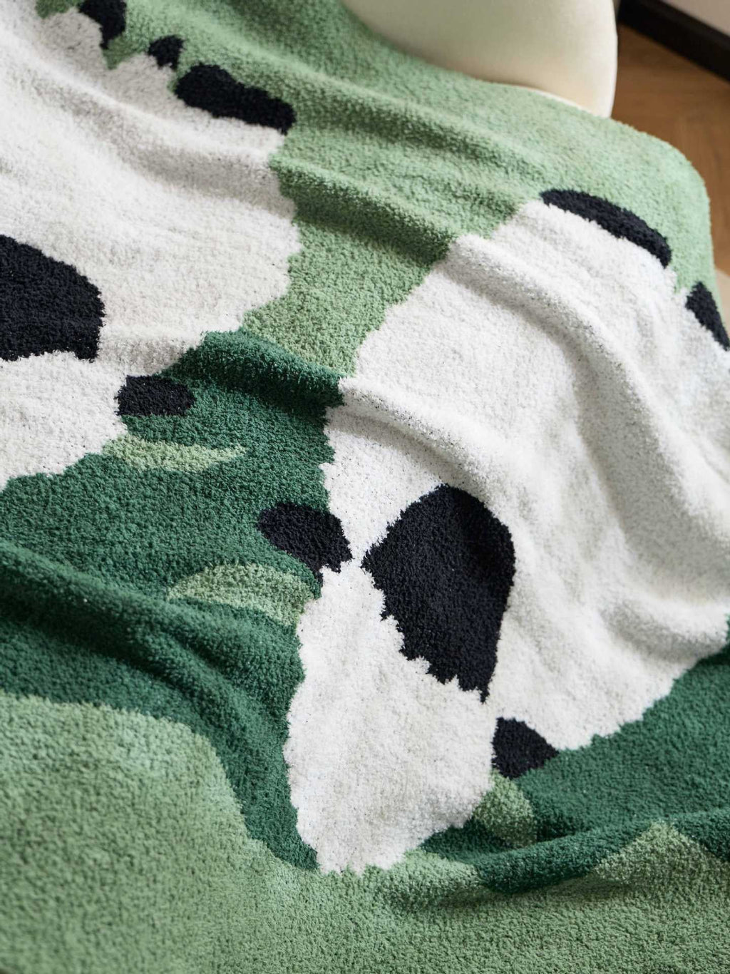 Green Sheep Plush Throw Blanket