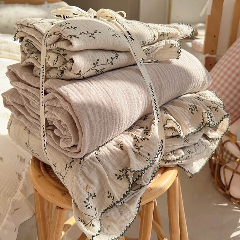 Botanical Cotton Muslin Bedding Set – Ruffled Queen & Twin