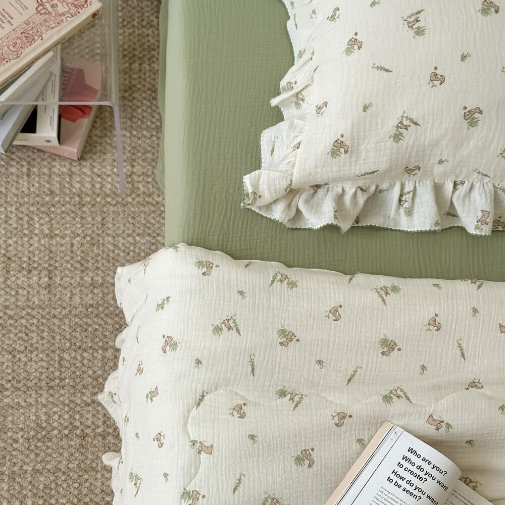 Bunny Print Muslin Quilt – Ruffle Edge Cotton Bedding