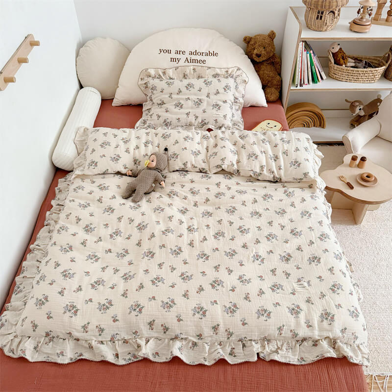 Vintage Floral Ruffle Bedding Set – Cotton Gauze Softness