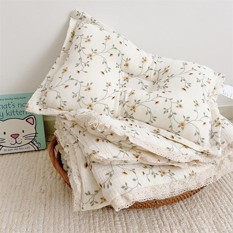 Daisy Vine Kids Comforter – Cotton Muslin with Lace Trim