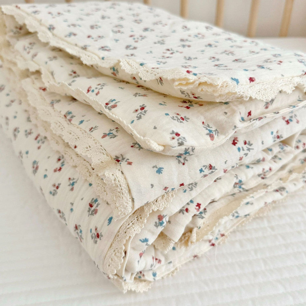 Sprig Floral Toddler Comforter – Cotton Muslin with Lace Trim