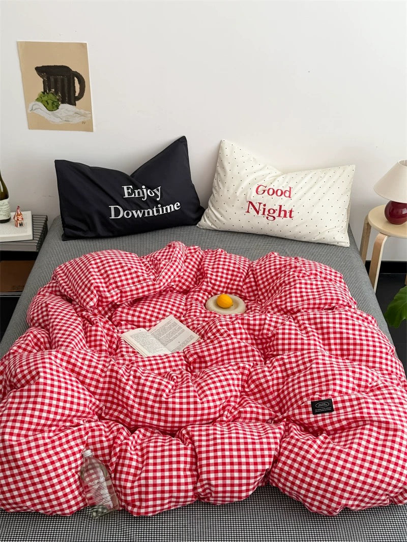 Black & Blue Preppy Gingham Bedding Set Red