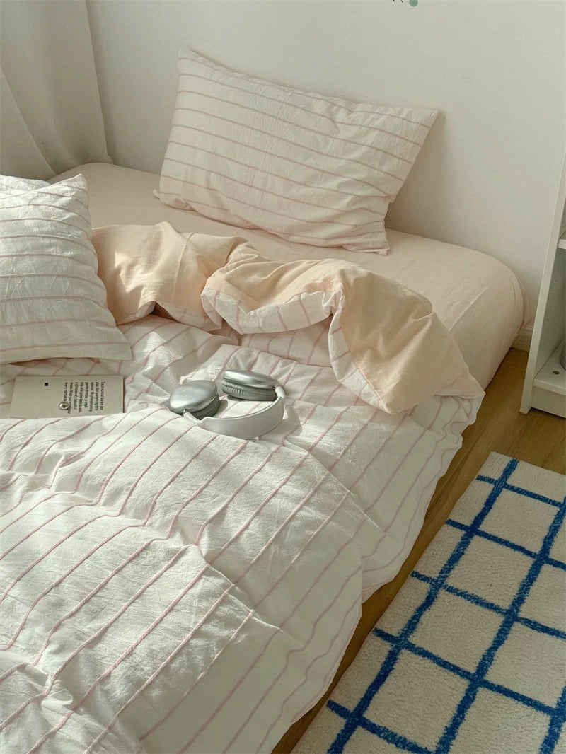 Clean Girl Aesthetic Pink Striped Bedding Set