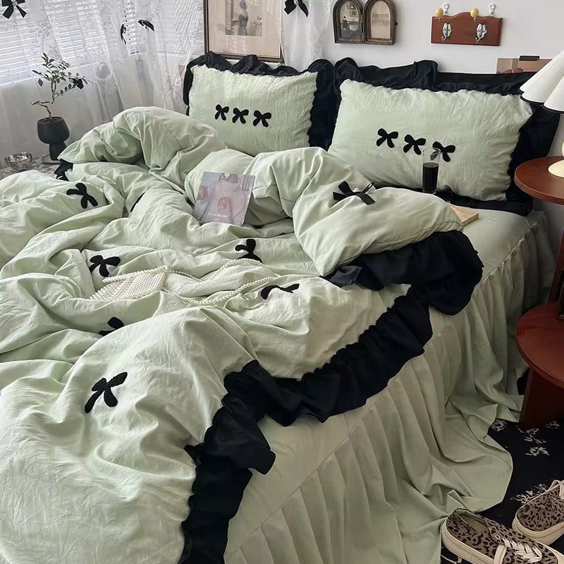 Aesthetic Pink Bedding Set with Bow Green