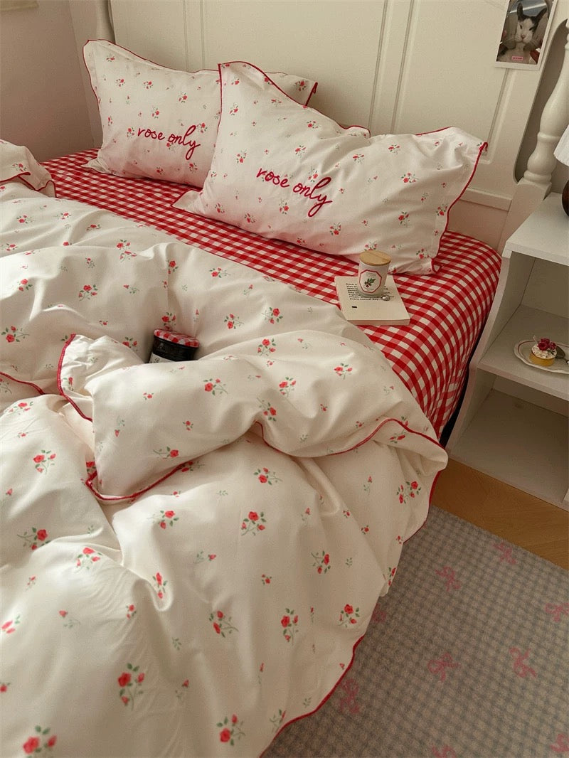 Coquette Rose Plaid Bedding Set