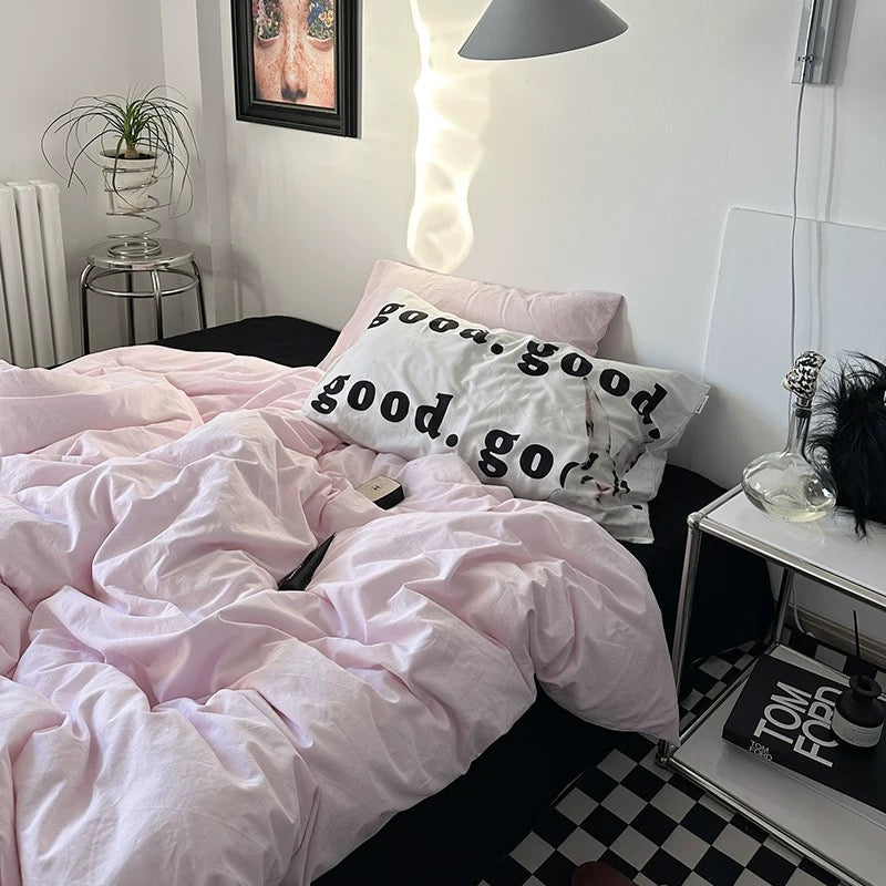 Pink & Black Minimalist Bedding Set