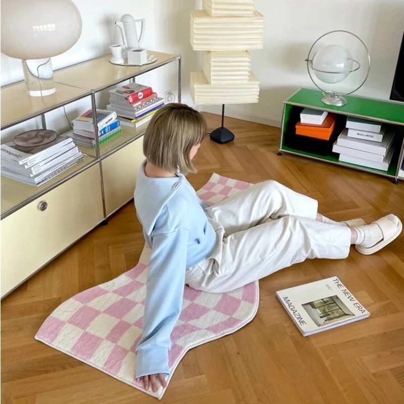 Curvy Edge Pastel Checker Rug