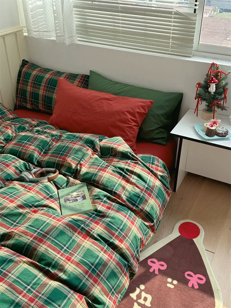 Dark Academia Aesthetic Green Plaid Bedding Set