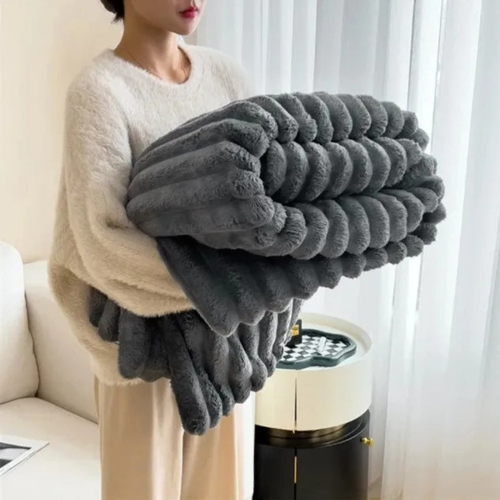 Plush Stripped Throw Blanket™️ Charcoal