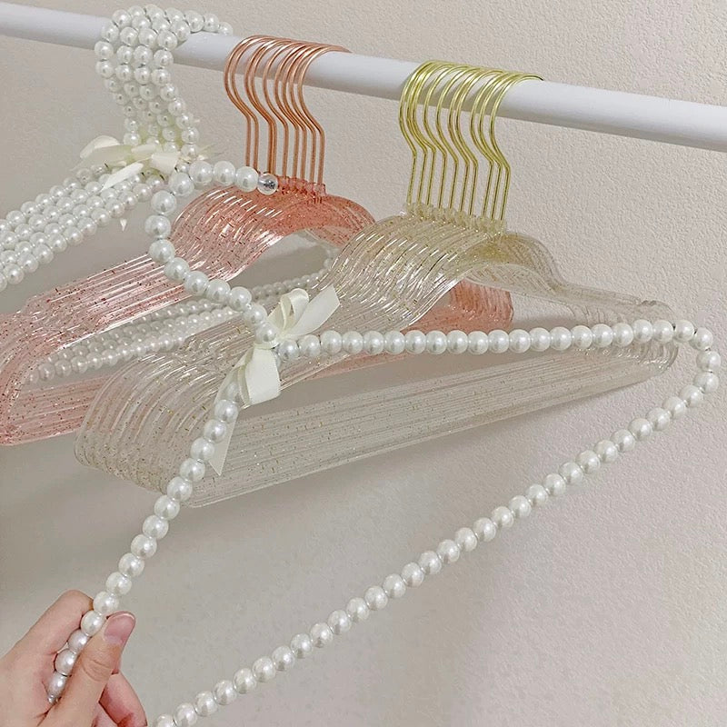 Coquette Pearl Hangers