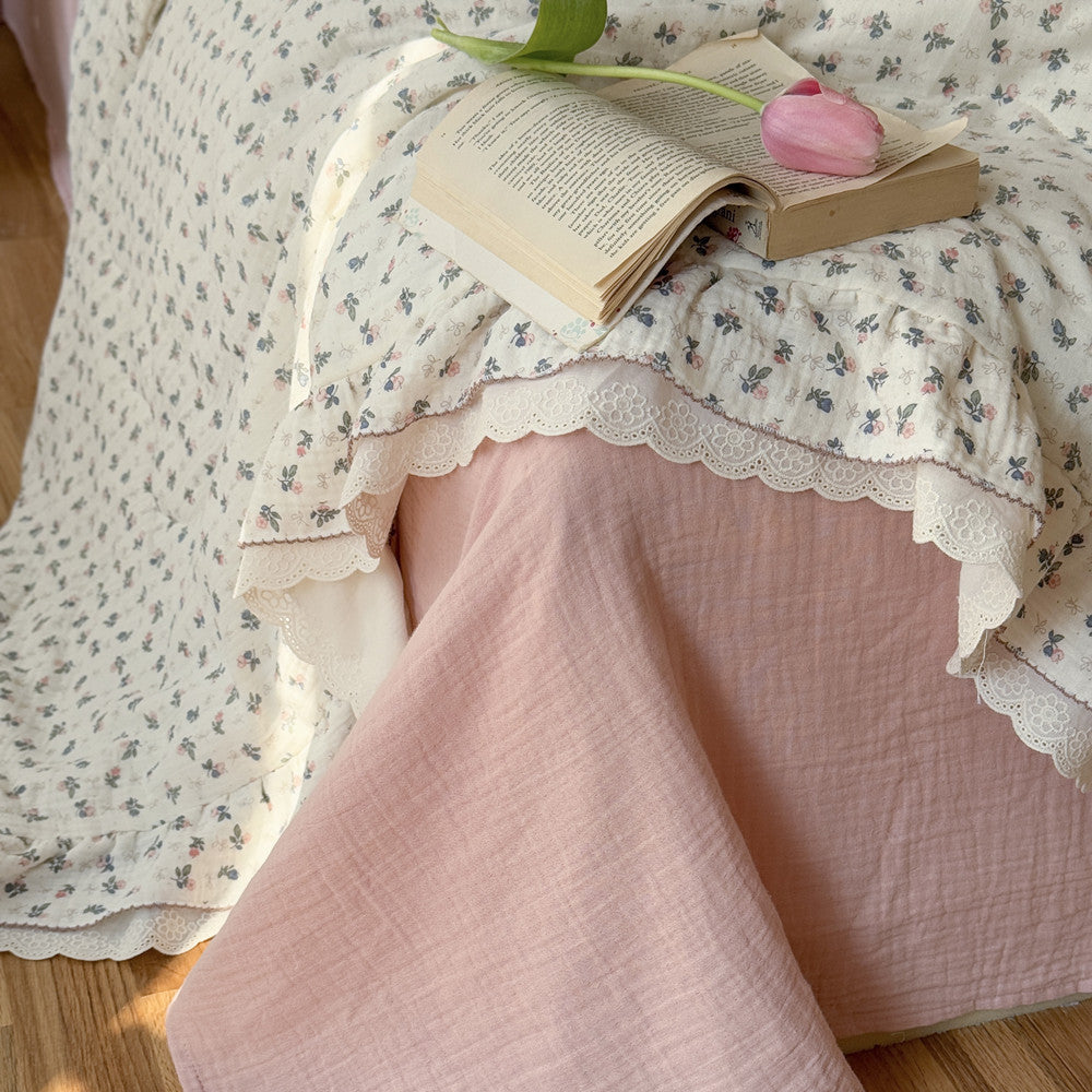 Dusty Rose Floral Cotton Comforter – Lightweight with Ruffles