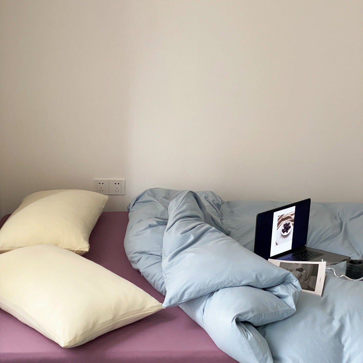 Everyday Contrast Cotton Jersey Bedding Set