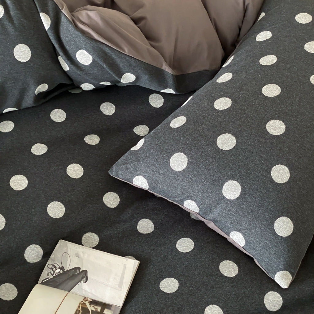 Everyday Dot Cotton Jersey Bedding Set