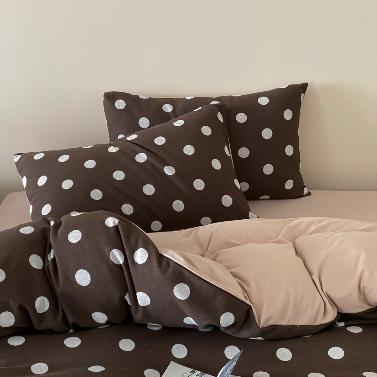 Everyday Dot Cotton Jersey Bedding Set