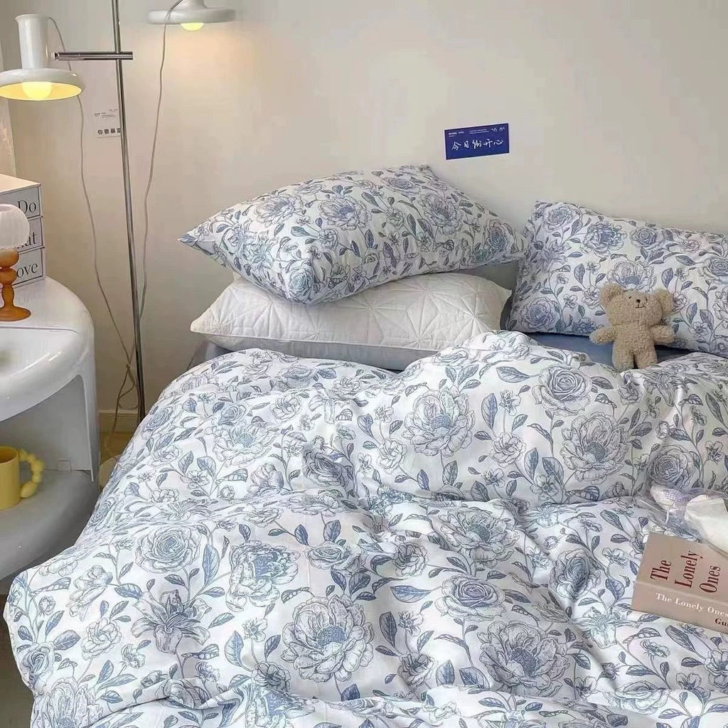 Blue Vintage Floral Bedding Set