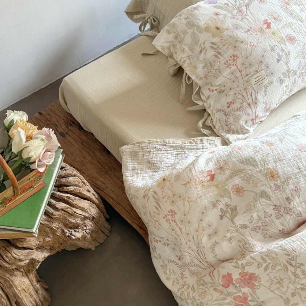 Floral Cotton Bedding Set – Reversible with Solid Back