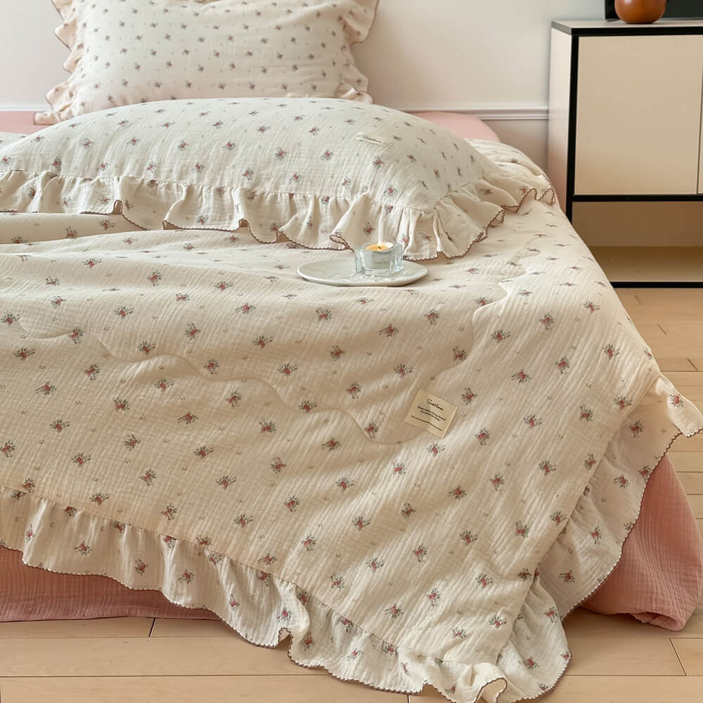Tiny Rose Muslin Quilt – Ruffle Edge Cotton Bedding