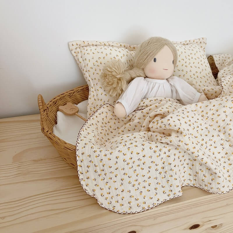 Daisy Floral Muslin Baby Blanket & Pillow Set – 47″×51″