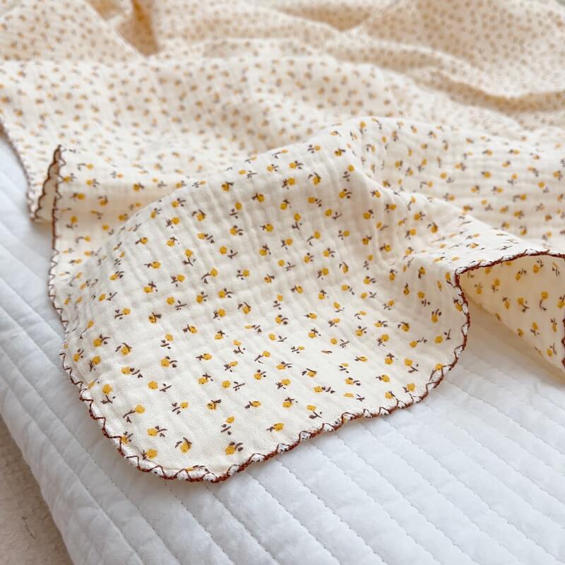 Daisy Floral Muslin Baby Blanket & Pillow Set – 47″×51″