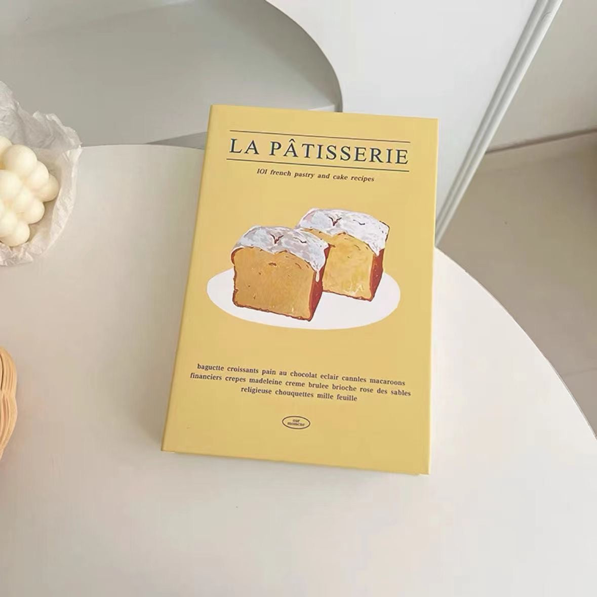 Danish Pastel Decorative Books La Patisserie
