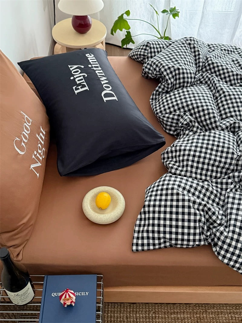 Black & Brown Preppy Gingham Bedding Set