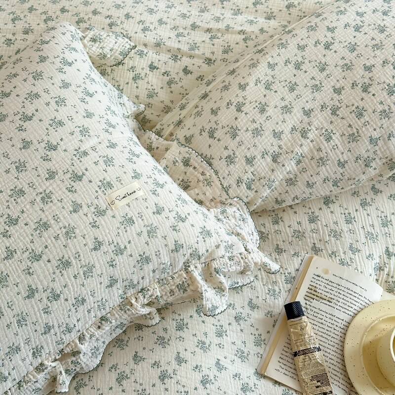 Green Floral Ruffle Bedding Set – Vintage Cotton Muslin