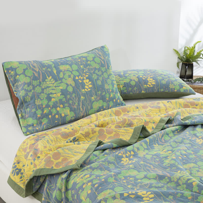 Verdant Bloom Botanical Cotton Quilt