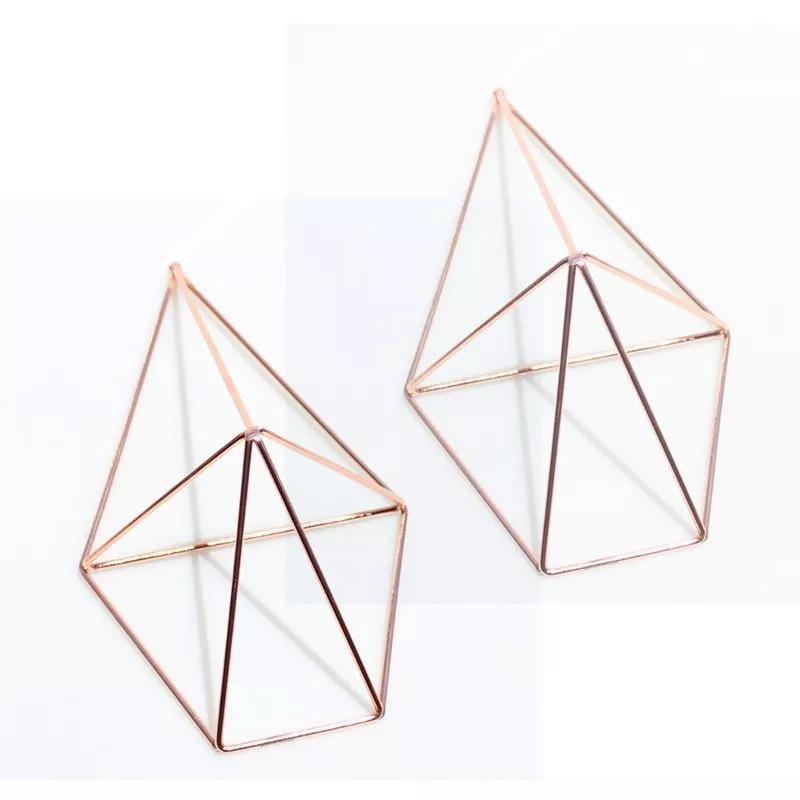 2-Piece Shape Wall-Mounted Air Plant Holders LightCoral