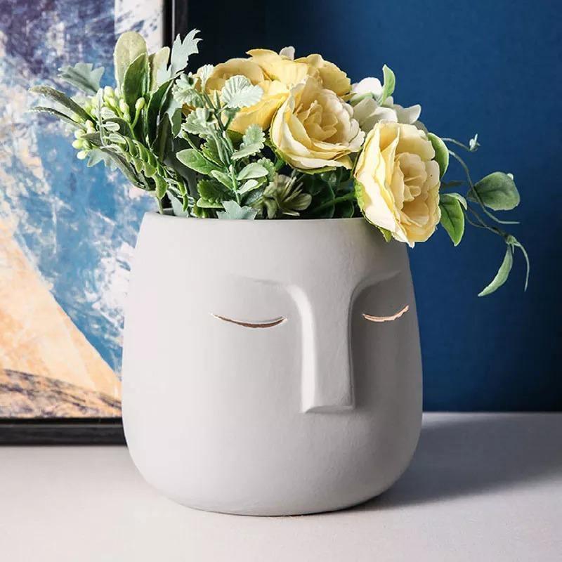 Restful Gaze Abstract Face Planter Light Grey