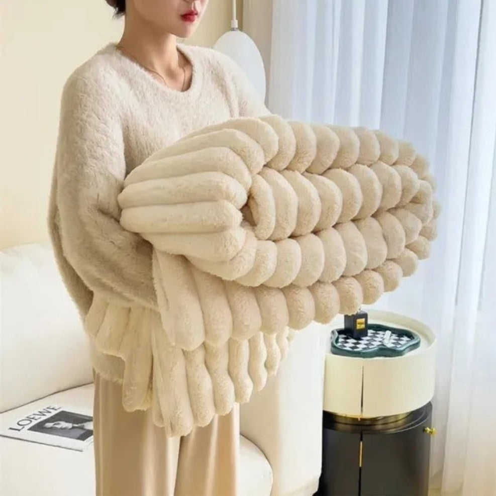 Plush Stripped Throw Blanket™️ Ivory White