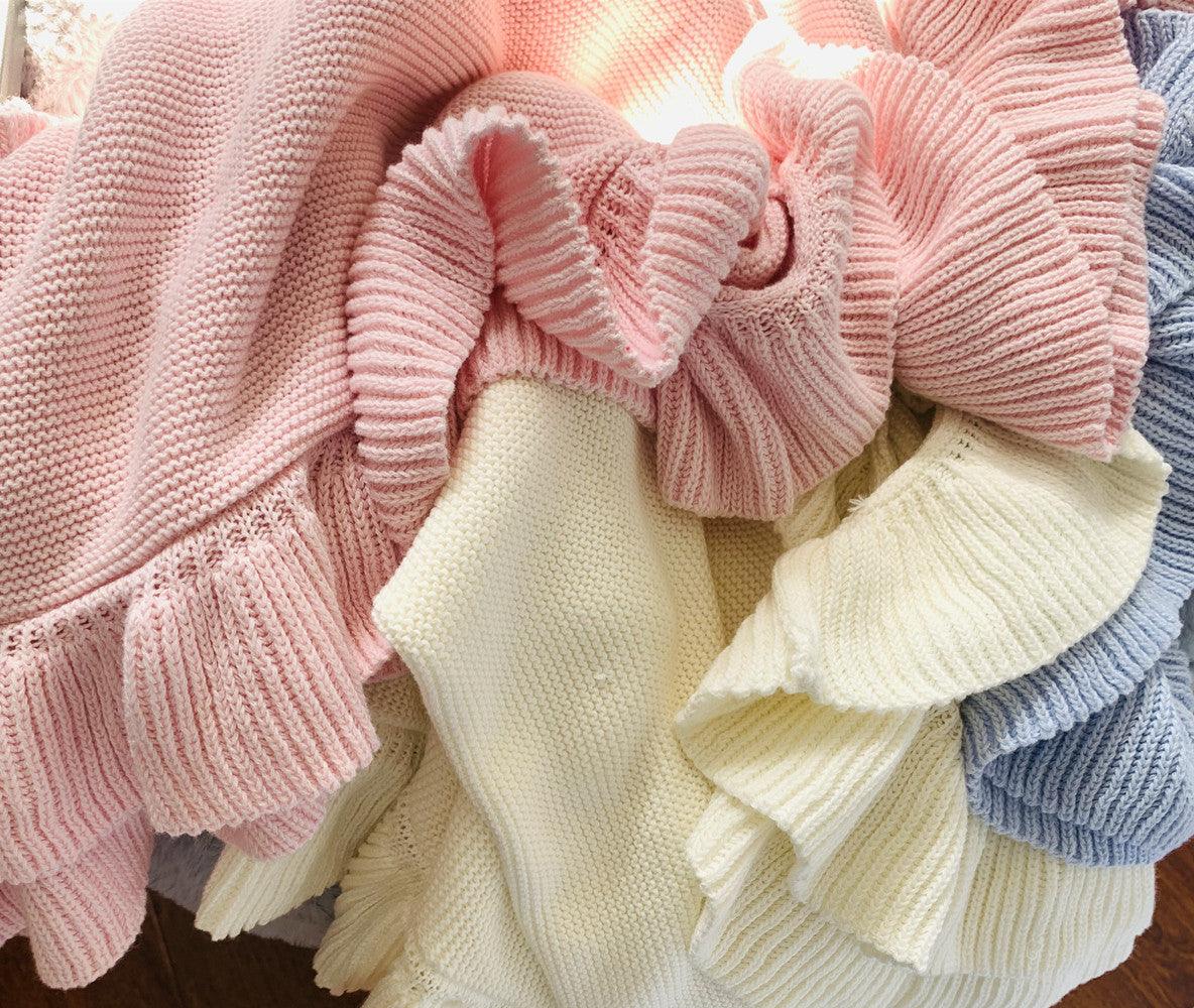 Knitted Ruffle Baby Blanket – Soft Cotton Crib Throw