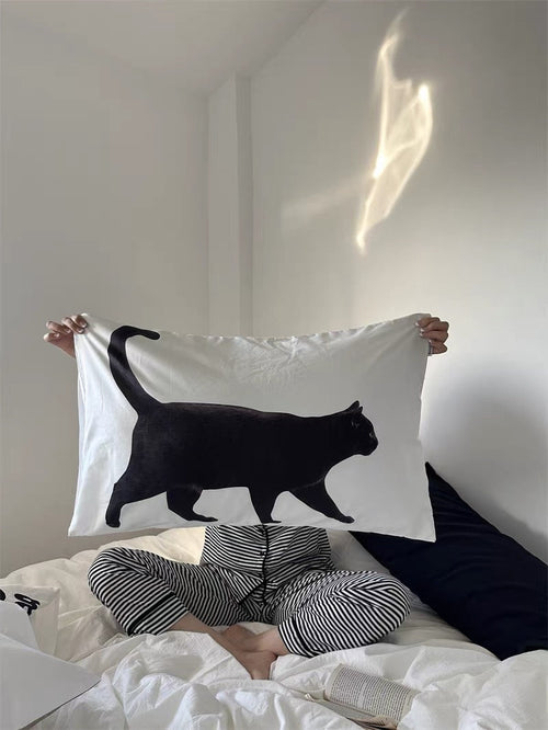 Artsy Graphic Pillowcase