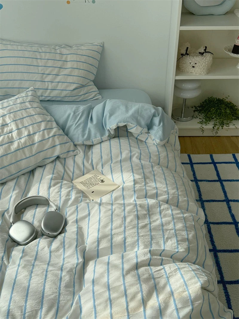 Clean Girl Aesthetic Blue Striped Bedding Set