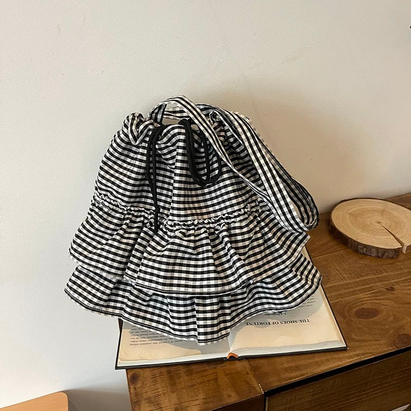 Ruffle Gingham Tote Bag Black