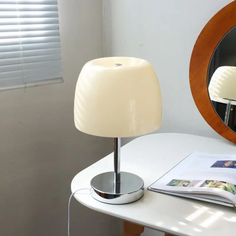 Isme Bauhaus Table Lamp White
