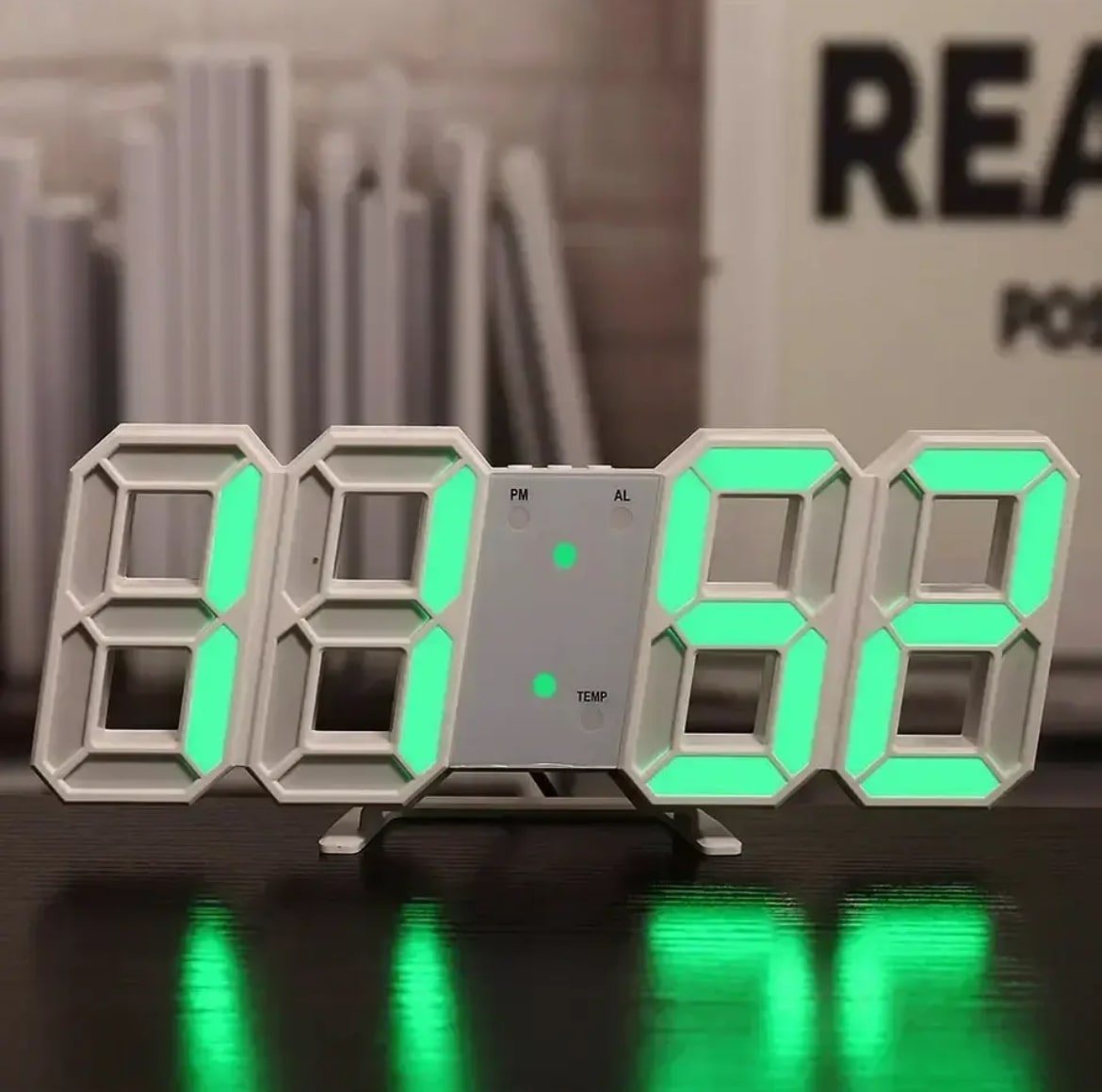 Smart 3D Clock White and green