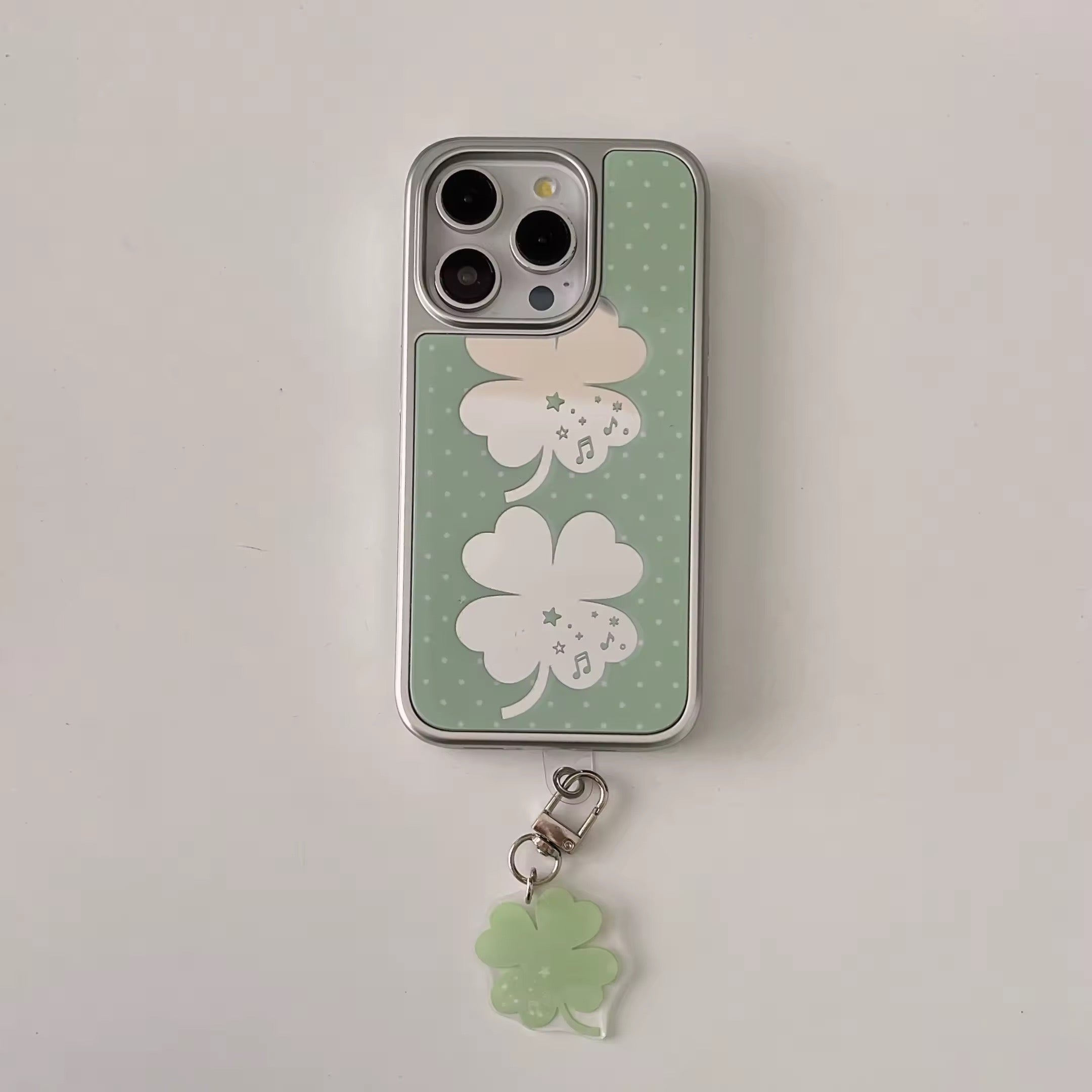 Green Clover iPhone Case With pendant