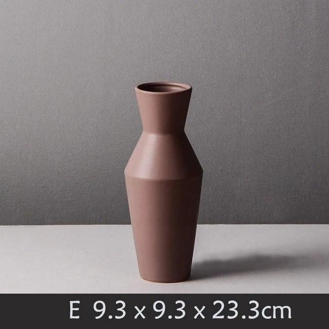 Gustav - Contemporary Matte Designer Vase E