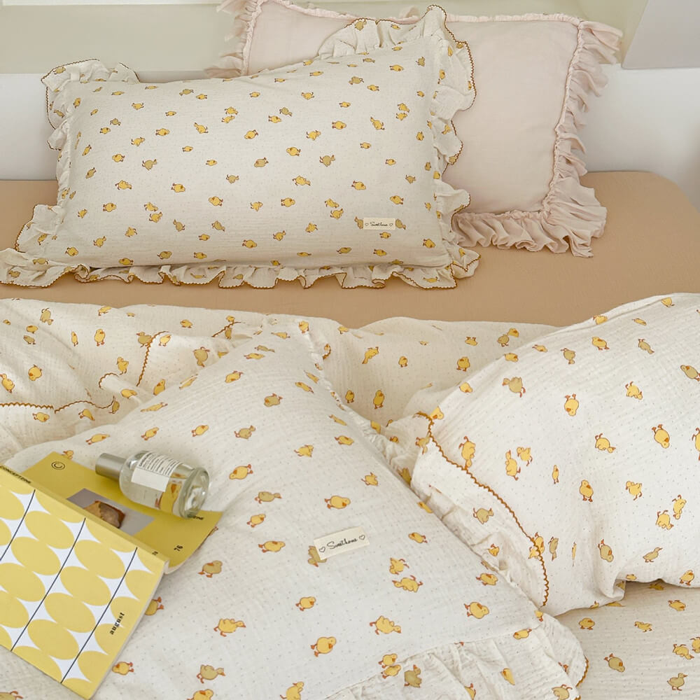 Duckling Print Duvet Cover Set – Cotton Muslin with Ruffles