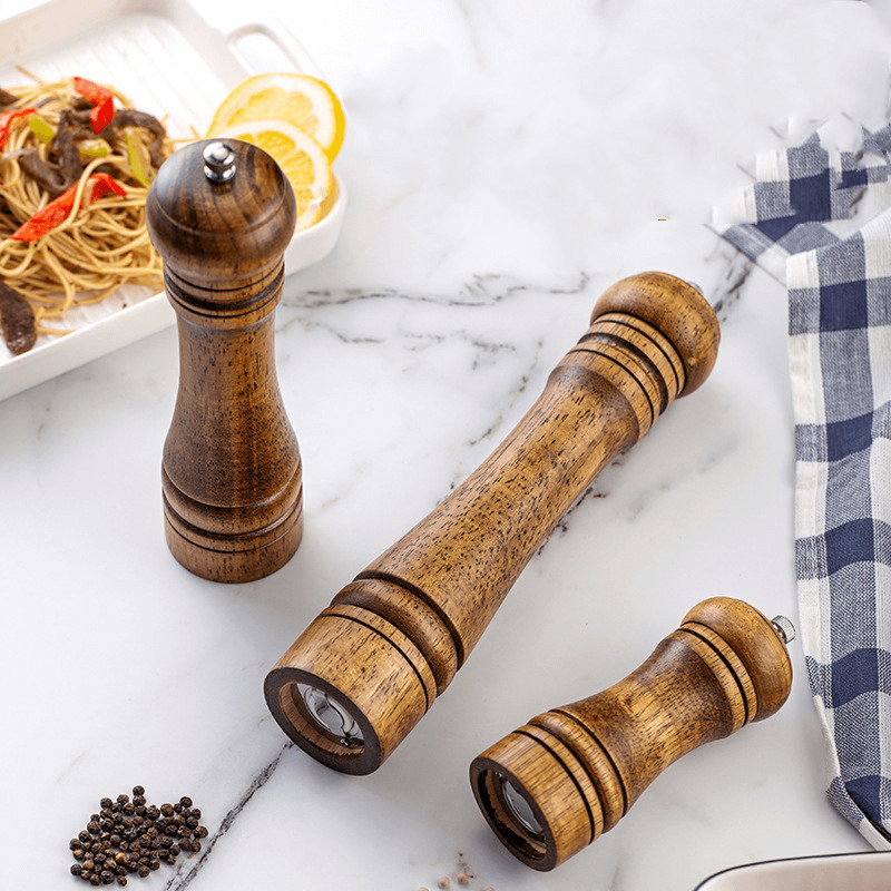 Oakwood Spice Grinder – Manual Pepper Mill