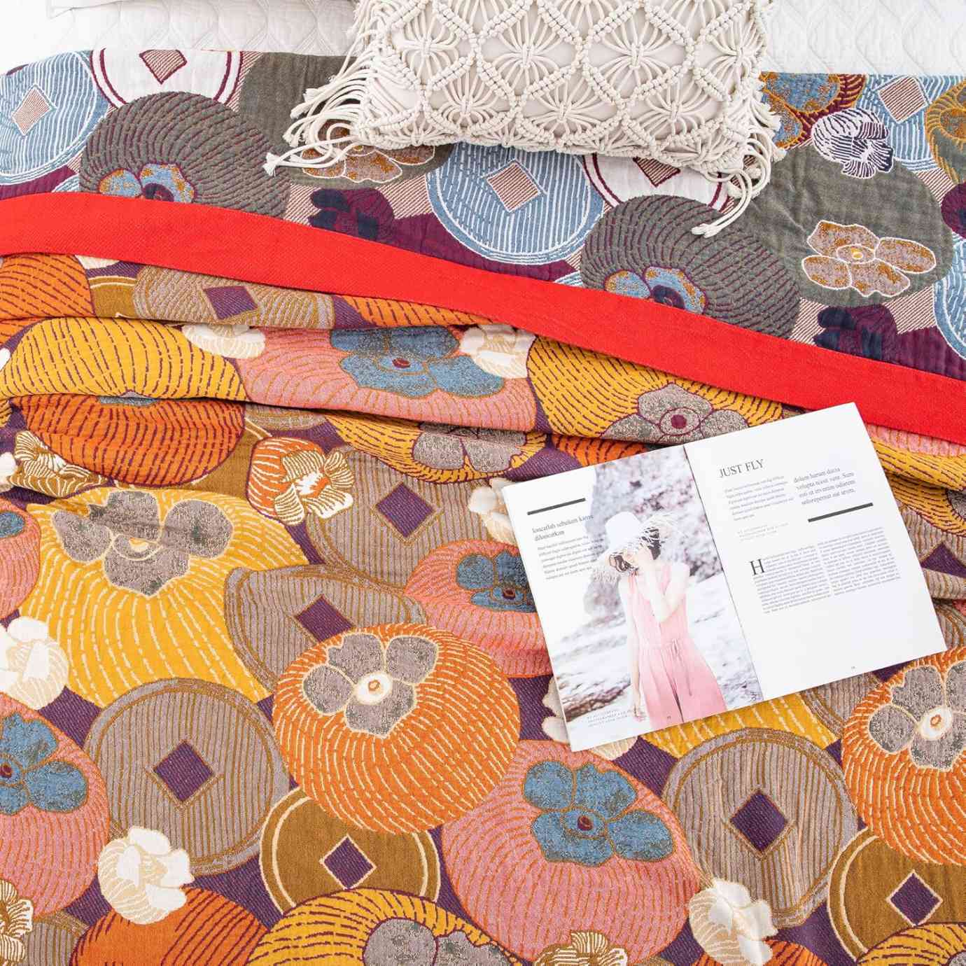 Cotton Blanket with Floral Pattern
