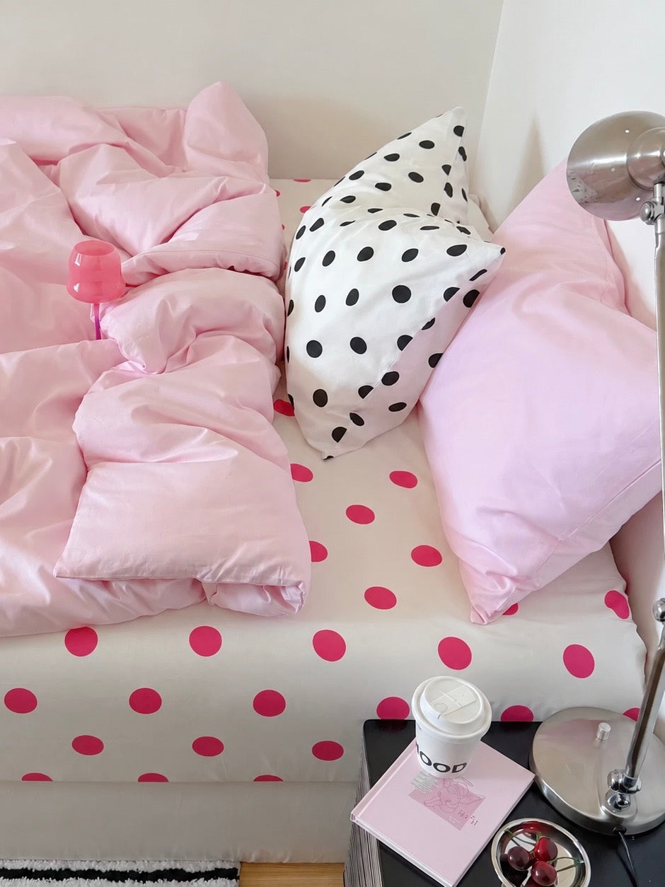 Pink Polka Dot Bedding Set
