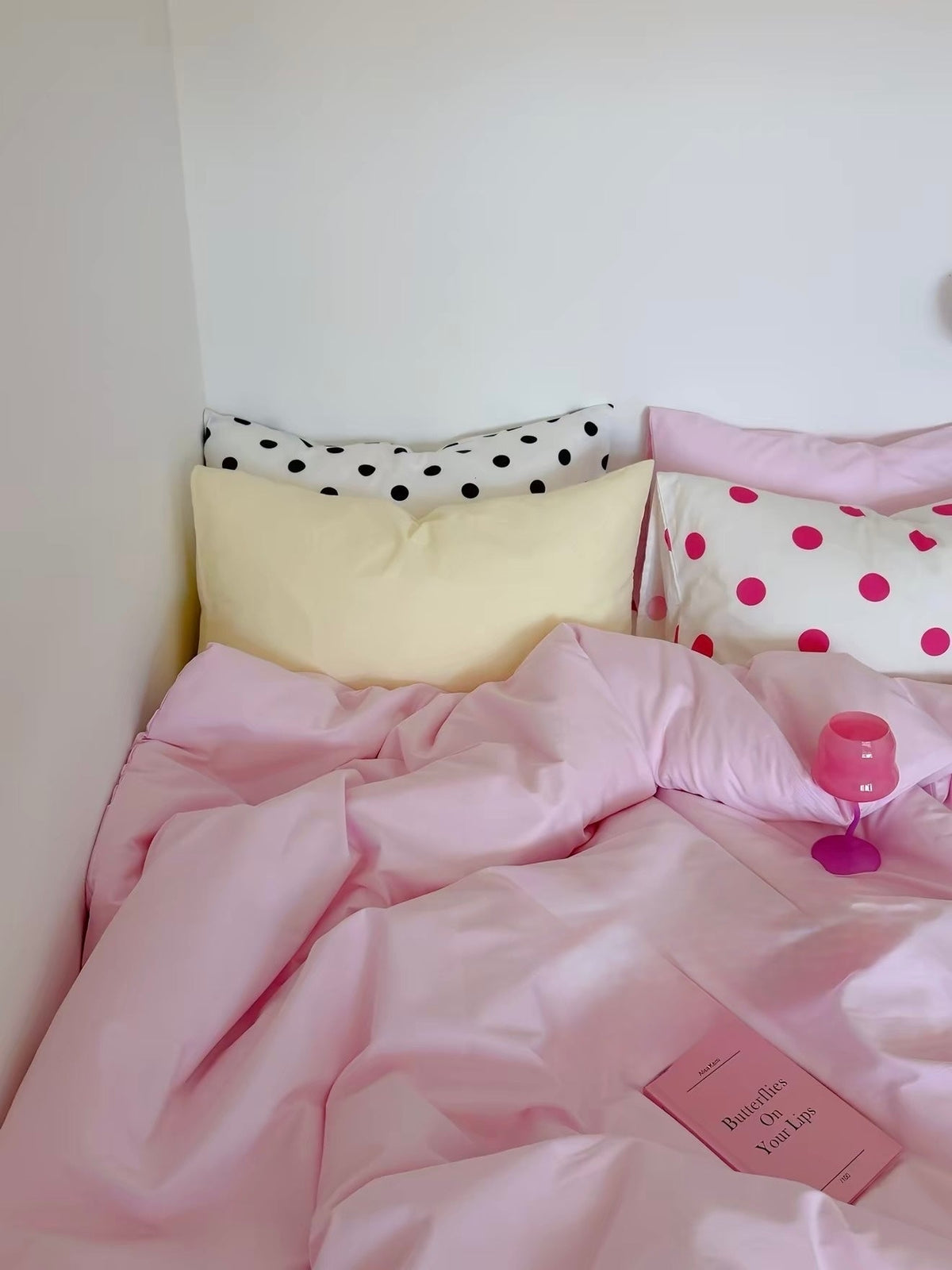 Pink Polka Dot Bedding Set